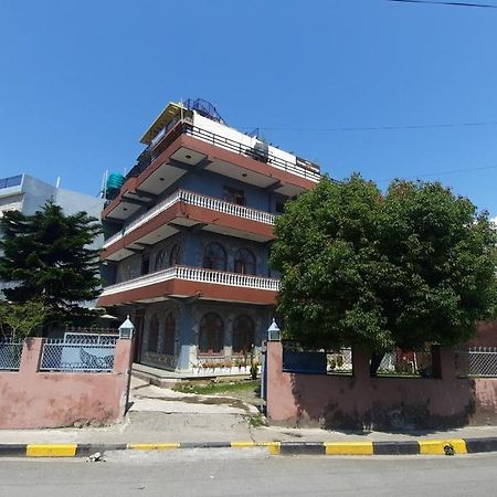 Hotel Lake Garden Pokhara Exterior foto